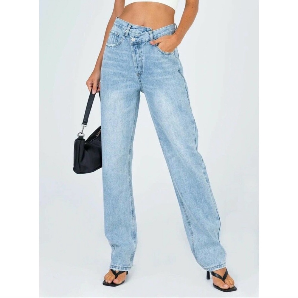 Princess Polly high waisted asymmetrical straight leg jeans size 8